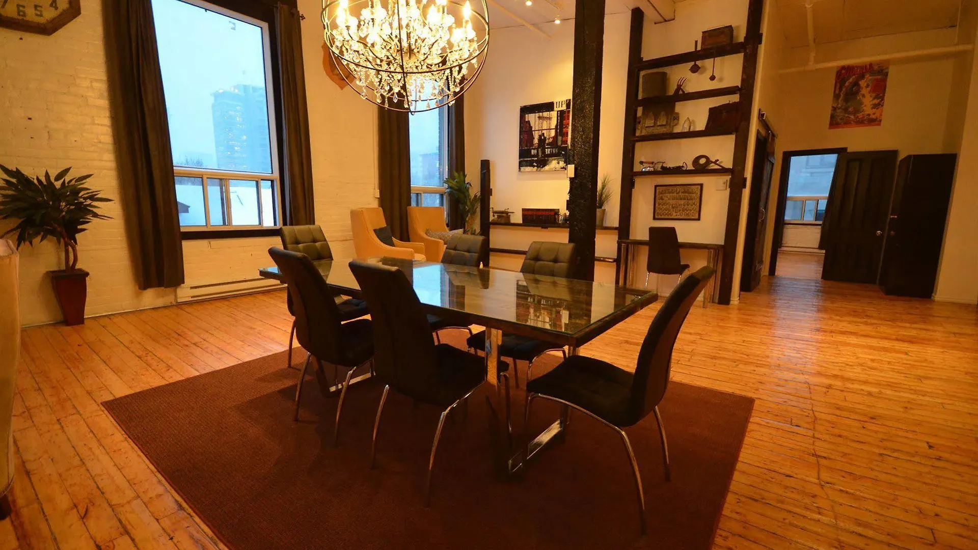 Likeahotel - Square Victoria Montreal Apartment