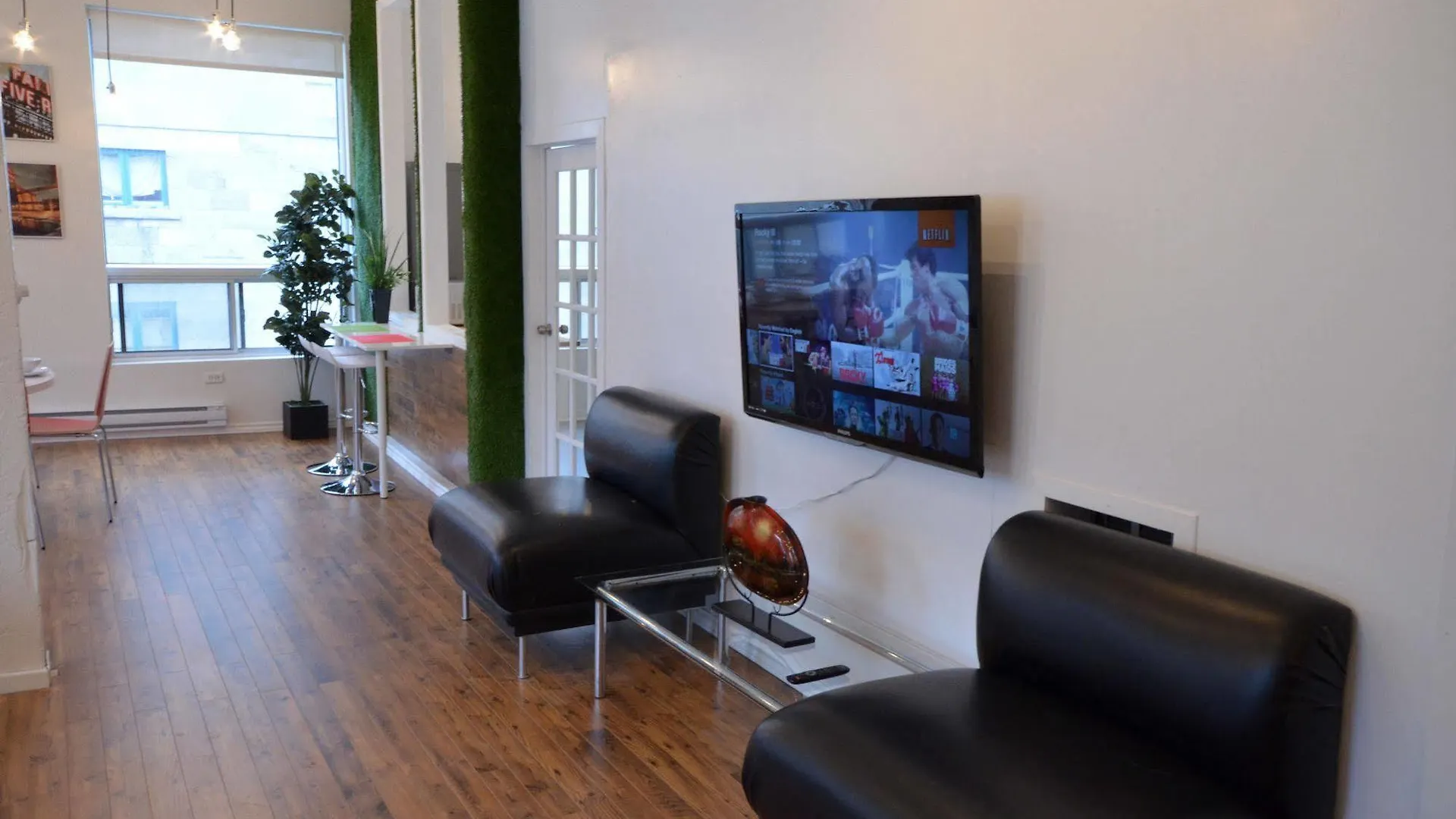 Apartment Likeahotel - Square Victoria Montreal