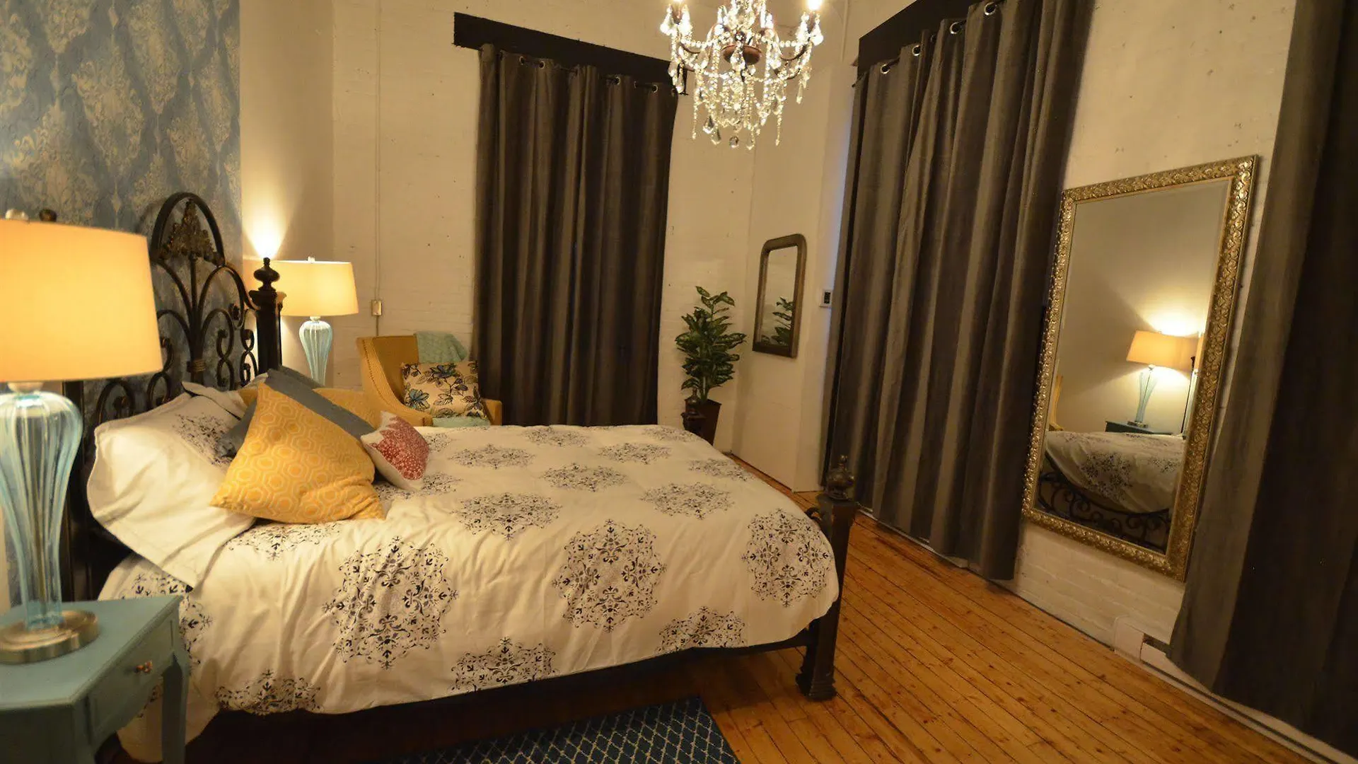 Likeahotel - Square Victoria Montreal Apartment